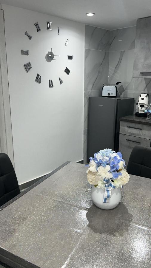 Casa Aurora Daire Napoli Dış mekan fotoğraf